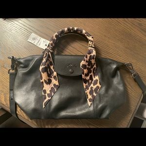 Brand new with tags longchamp leather bag. Dior bandeau is not included.